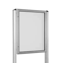 Flacher 9x DIN A4 Außen-Schaukasten mit Oval-Ständern Flacher 9x DIN A4 Außen-Schaukasten mit Oval-Ständern