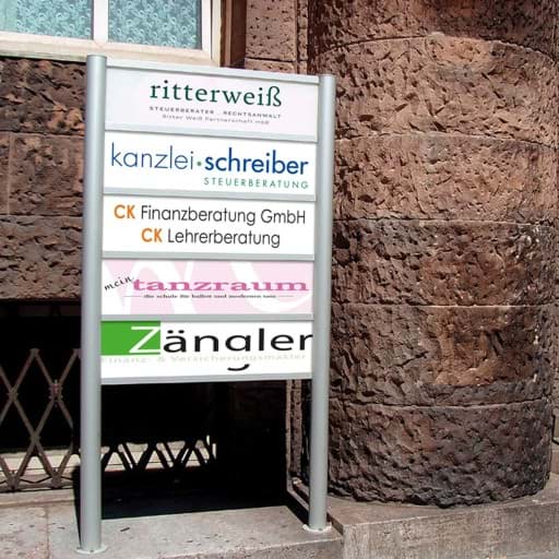 Schildanlage für Rechtsanwälte, Kanzleien & Steuerberater sowie für Geschäftsgebäude Schildanlage für Rechtsanwälte, Kanzleien & Steuerberater sowie für Geschäftsgebäude