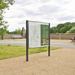 XL Firmenschild mit lackierten Ständern || Optimiert für einfachen Wechsel der Werbetafel XL Firmenschild mit lackierten Ständern || Optimiert für einfachen Wechsel der Werbetafel