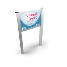 Infotafel mit Vierkant-Ständern für eine Kita Infotafel mit Vierkant-Ständern für eine Kita